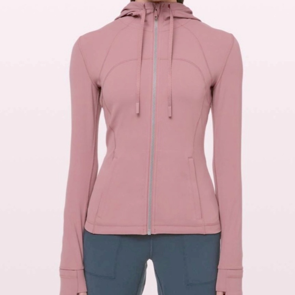 NWOT Lululemon Hooded Define Jacket - BRAND NEW. NEVER WORN✨💓